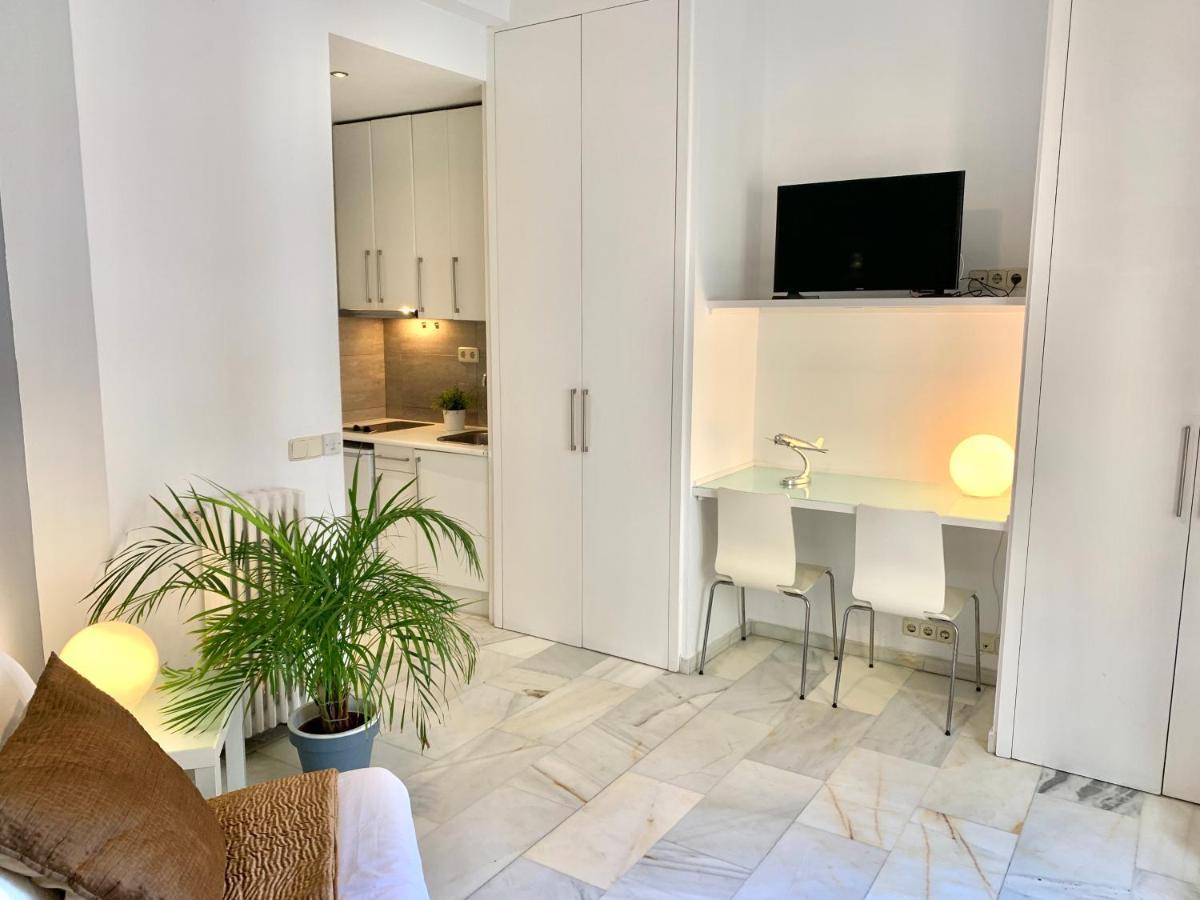Alquiler Temporal Plaza Mayor Appartement Madrid Buitenkant foto